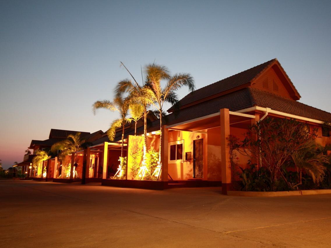 Oyo 245 Sweet Sense Jomtien Resort Pattaya Exterior foto