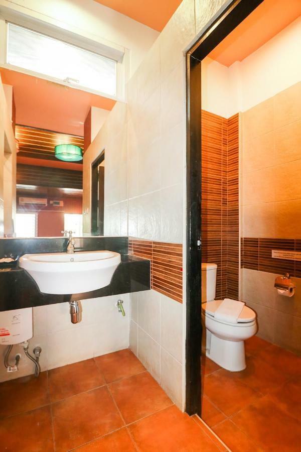 Oyo 245 Sweet Sense Jomtien Resort Pattaya Exterior foto
